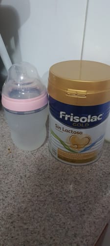 Customer photo review of Frisolac Gold Sin Lactosa (0 A 12 Meses) Pack C/ 800 Gr