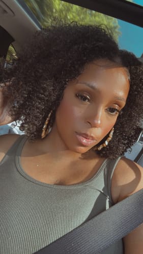 Customer photo review of CurlyMe 3 In 1 Half Wig Kinky Curly Glueless Install Half Wig With Draw-string Beginner Friendly