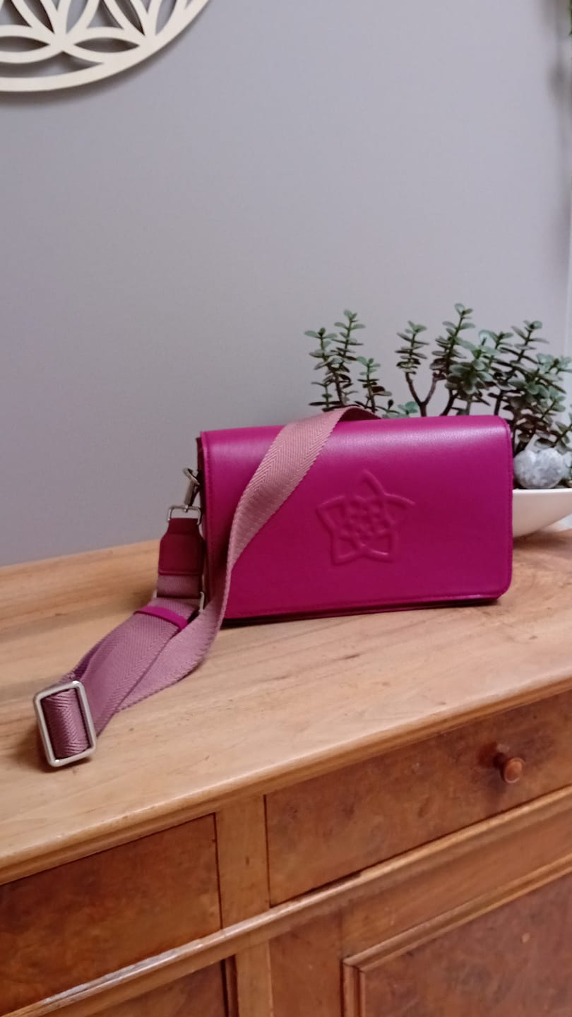 Customer photo review of DIY-Box: The Unlimited Crossbody