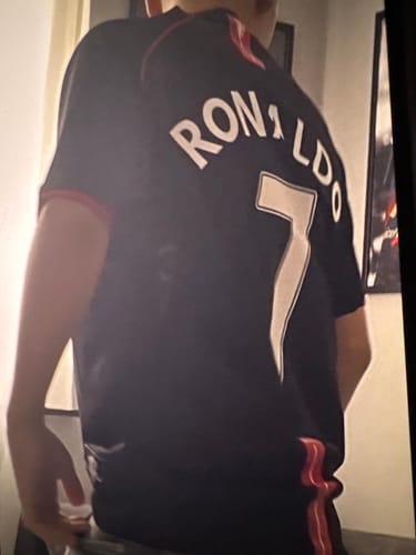 Customer photo review of Cristiano Ronaldo Manchester United Black Retro Jersey Trikot Camiseta Maillot