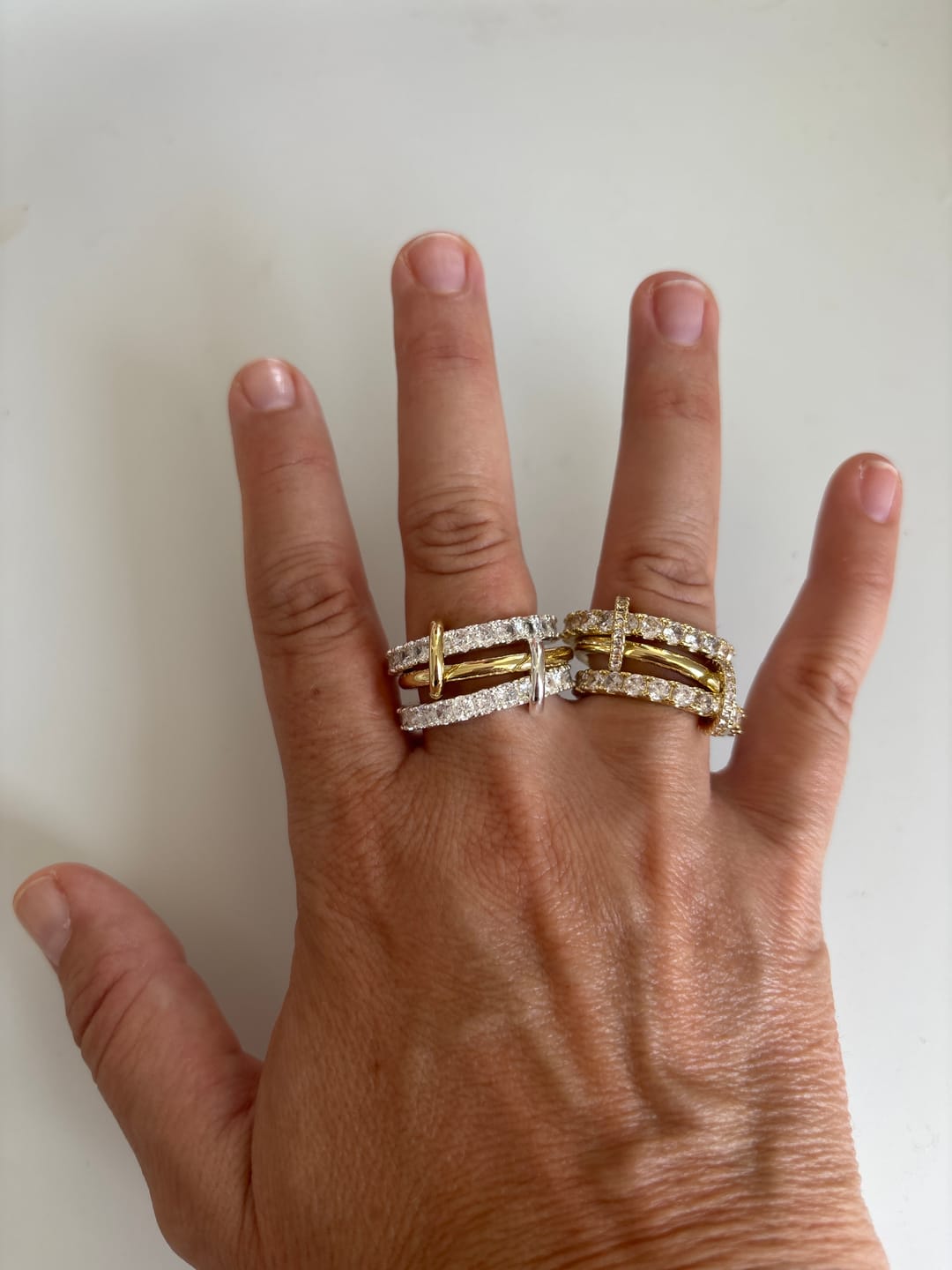 Customer photo review of Quintuplet Interlocking Bare Links Ring