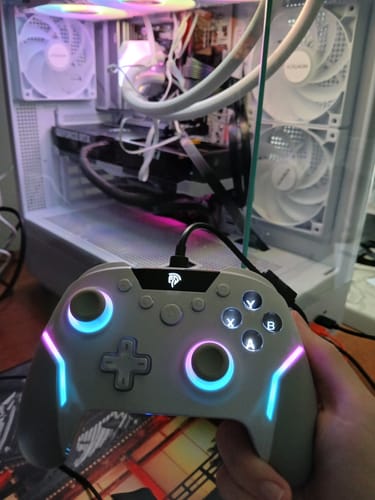 Customer photo review of EasySMX® X20 Multiplatform Gaming Controller with Trigger Lock And Hall Effect Sensors