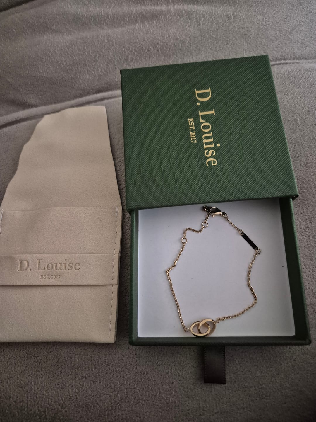 Customer photo review of Linked Bracelet