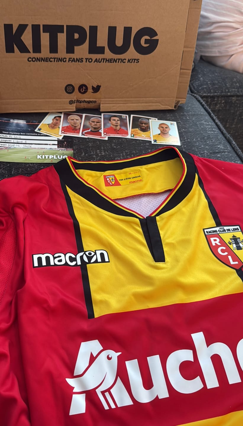 Customer photo review of MODERN Mystery Football Shirt