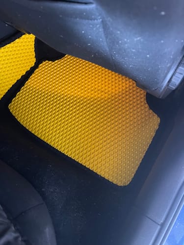 Customer photo review of Auto Fußmatten nach Maß - Komplettset