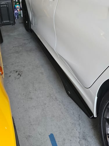Customer photo review of Fit 2019-2025 BMW 3 Series G20 M330i M340i M Sport Side Body Skirt Splitter Under Spoiler Rocker Panel Bottom Extension Lip