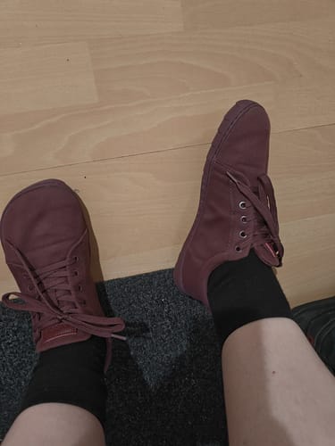 Customer photo review of Vaistoa Rento 2 -paljasjalkatennarit