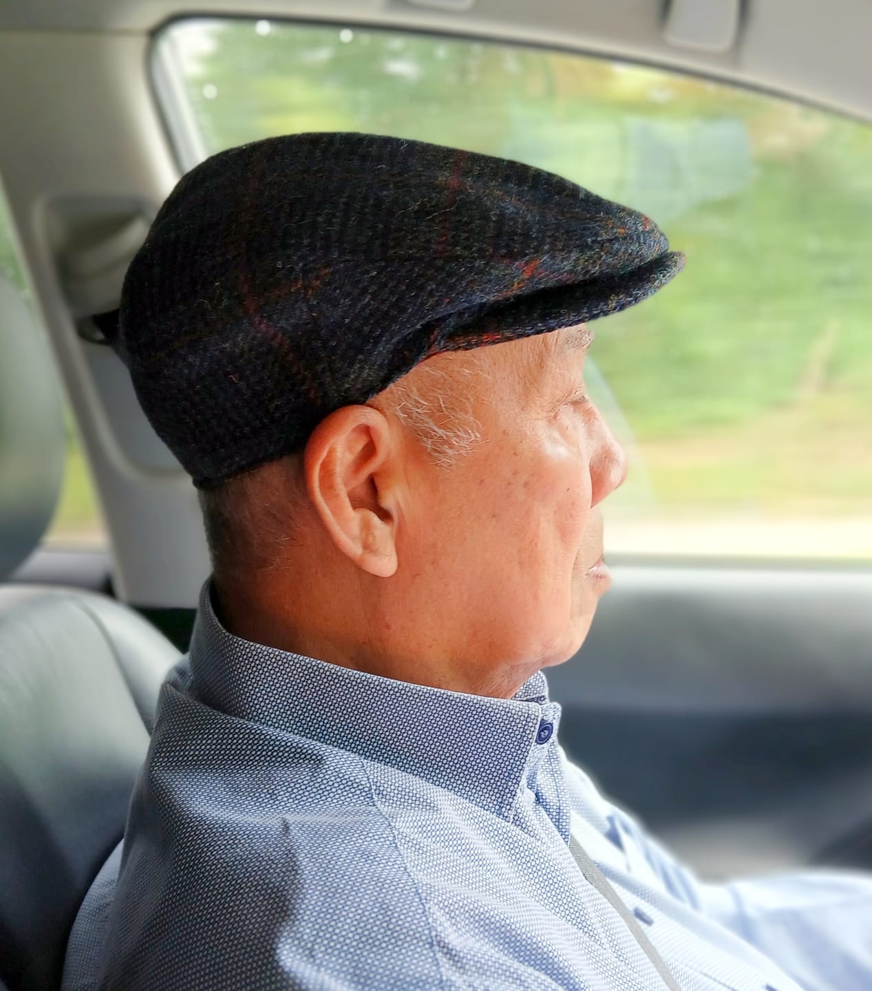 Customer photo review of Vintage Cap Tweed