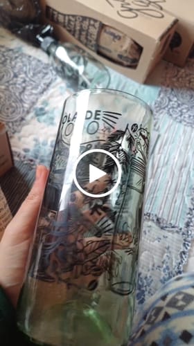 Customer video review of Vaso  unitario de Litro Piscolón - Weón