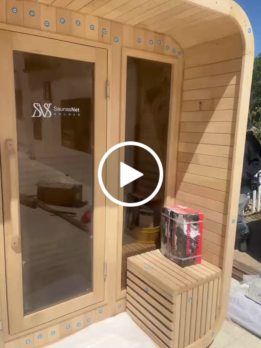 Customer video review of SAUNASNET® Outdoor Wood Sauna Room Square 05