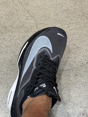 Customer photo review of Nike Men's Zoom Fly 6 Road Racing Shoes