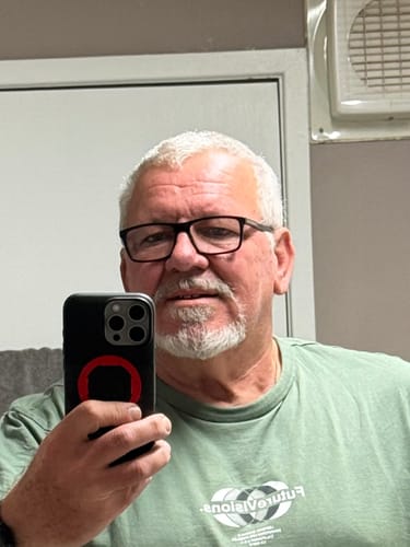 Customer photo review of Instant Dye Shampoo