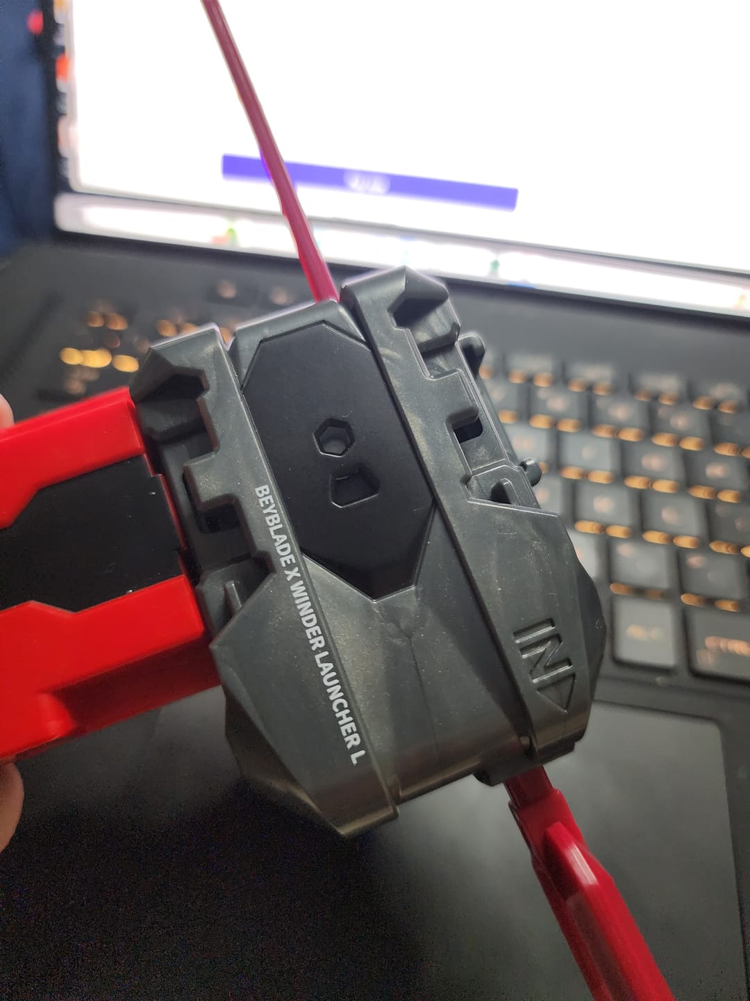 Customer photo review of Takara Tomy Beyblade X BX-40 Winder Launcher (L)