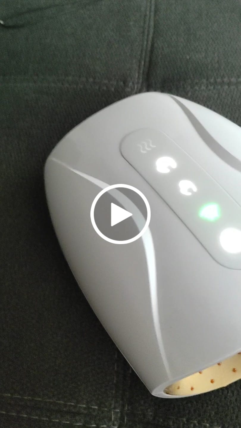 Customer video review of HandCare+ Regeneráló Kézmasszírozó