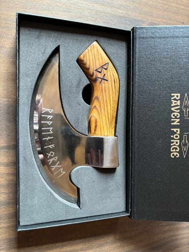 Customer photo review of Z-List Pizza Axe