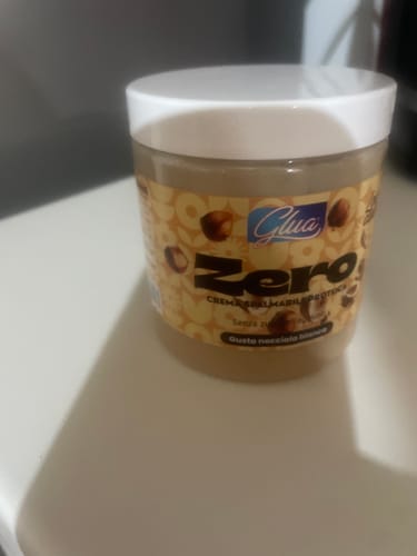 Customer photo review of Crema proteica gusto nocciola bianca
