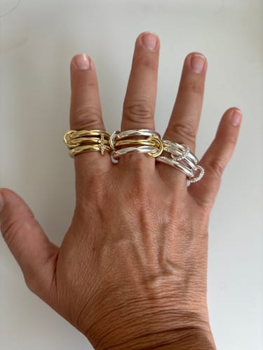Customer photo review of Quintuplet Interlocking Pavé Links Ring