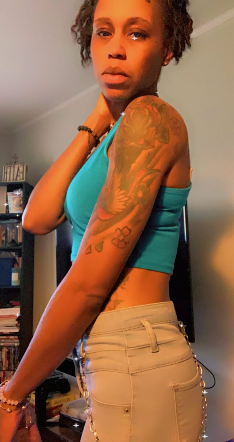 Customer photo review of Get Thick Quick Cream with Royal Jelly – Natural Curve Enhancement for Breasts, Butt, Hips & Thighs