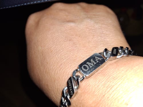 undefined review of Familieschakel Armband Voor Oma image 1 out of 1