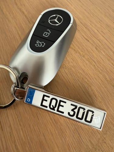 Customer photo review of Kennzeichen Schlüsselanhänger Mini Nummernschild Metall