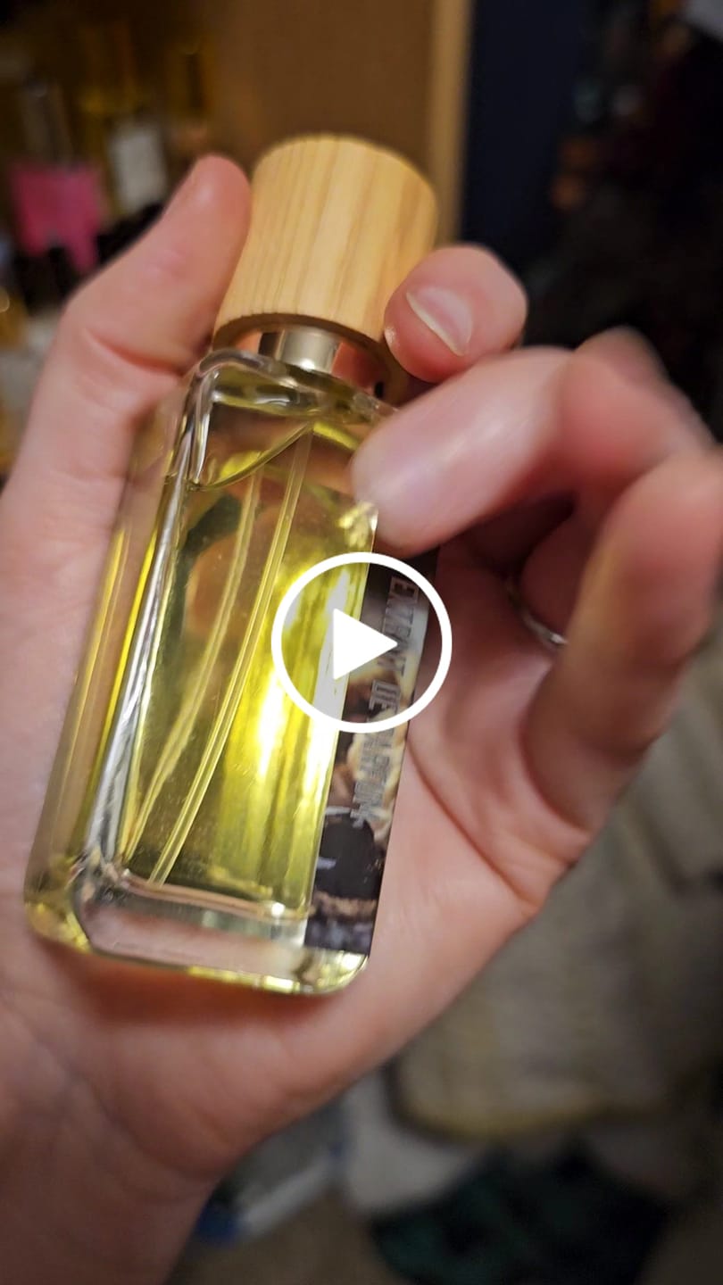 Customer video review of Crimson Reign