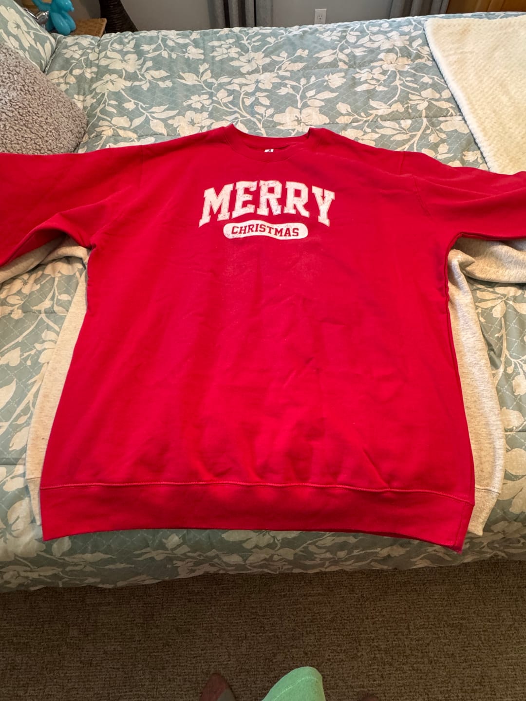 Customer photo review of Merry Christmas Collegiate