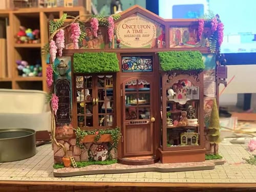 Customer photo review of Fairy-Tale Wonderhouse Miniature Dollhouse Kit