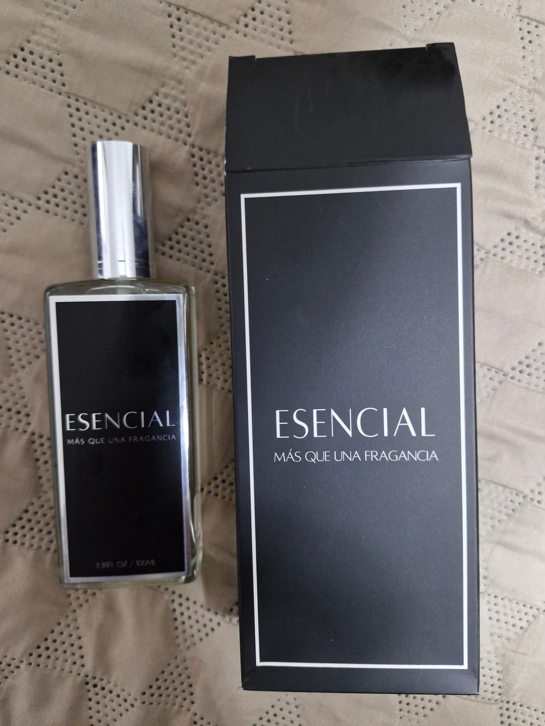 Customer photo review of H233 Inspirado en: Santal 33 - Le Labo