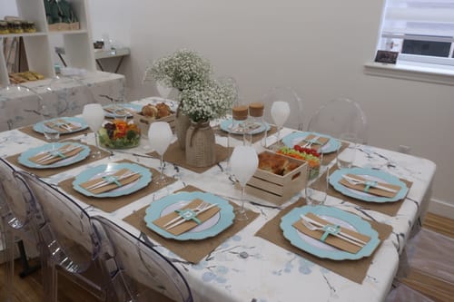 Customer photo review of Scalloped Mint Green and Gold Plastic Plates | 10 Pack