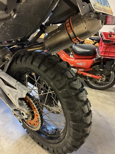 Customer photo review of Rabaconda Street Bike Tire Changer