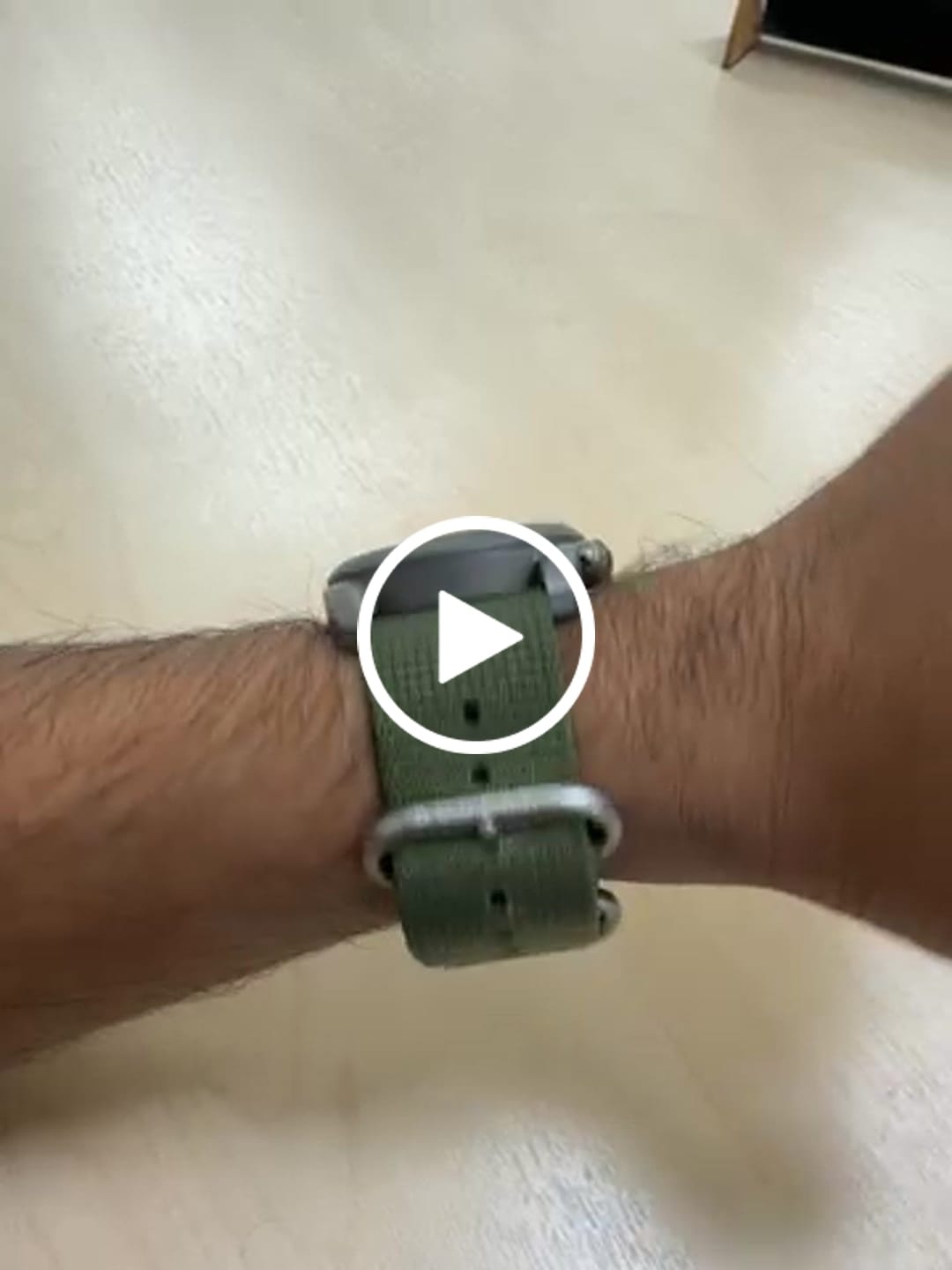 Customer video review of VOYAGER - 100M Waterproof Titanium Automatic Field Watch | Black/ArmyGreen