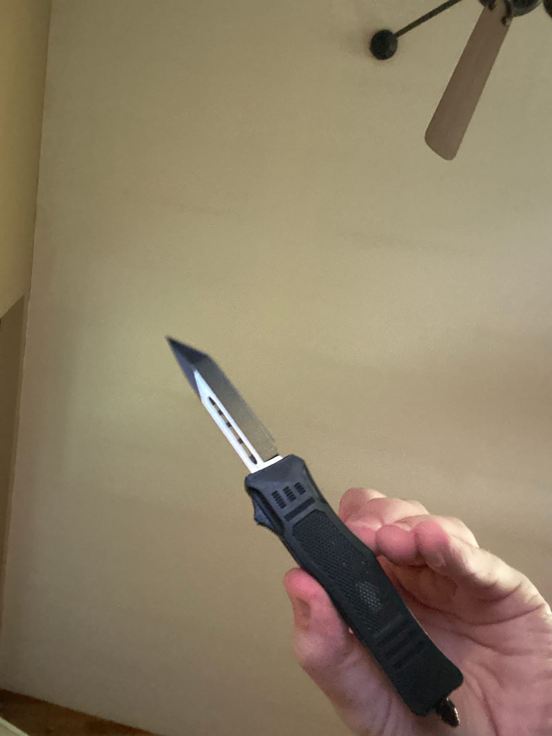 Customer photo review of Small Black Phantom D/A OTF (Multiple Blade Styles Available)