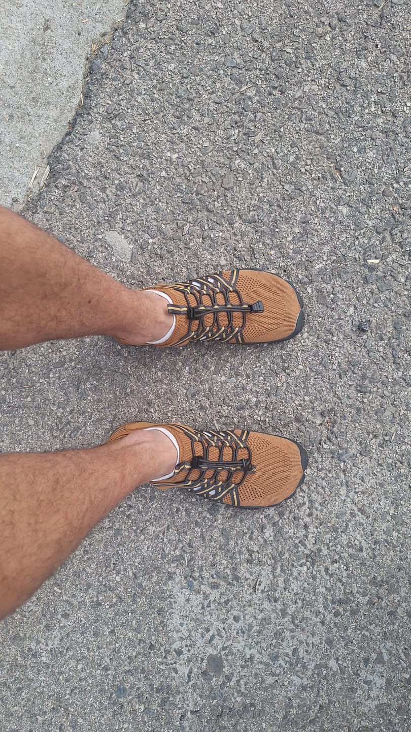 Customer photo review of Breeze IV - Barefoot Sandalias