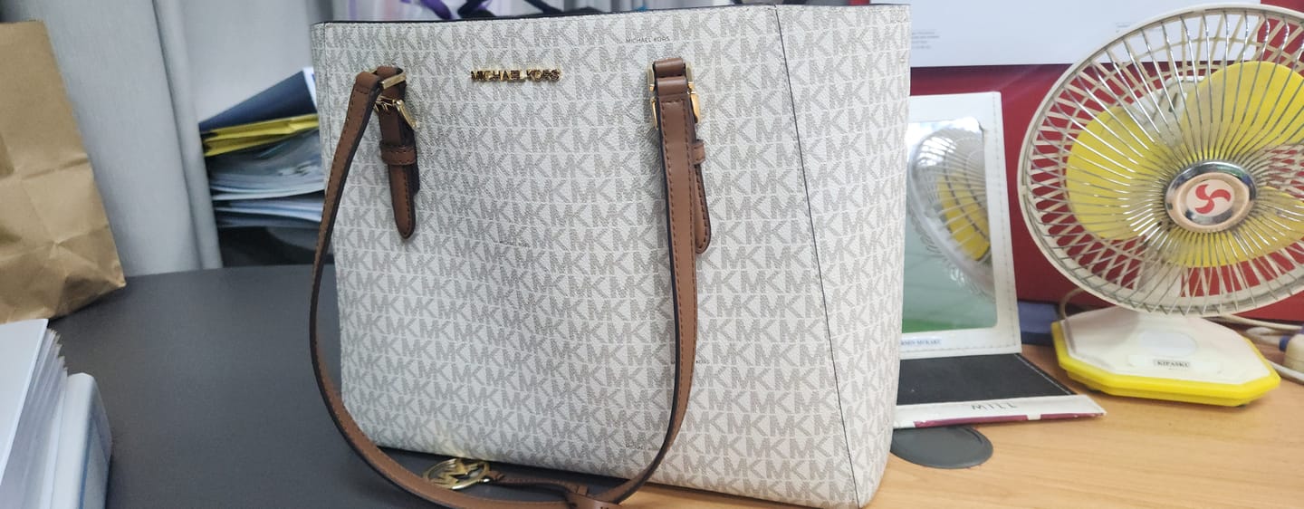 Customer photo review of Michael Kors Charlotte Large 3-In-1 Tote In Monogram Vanilla