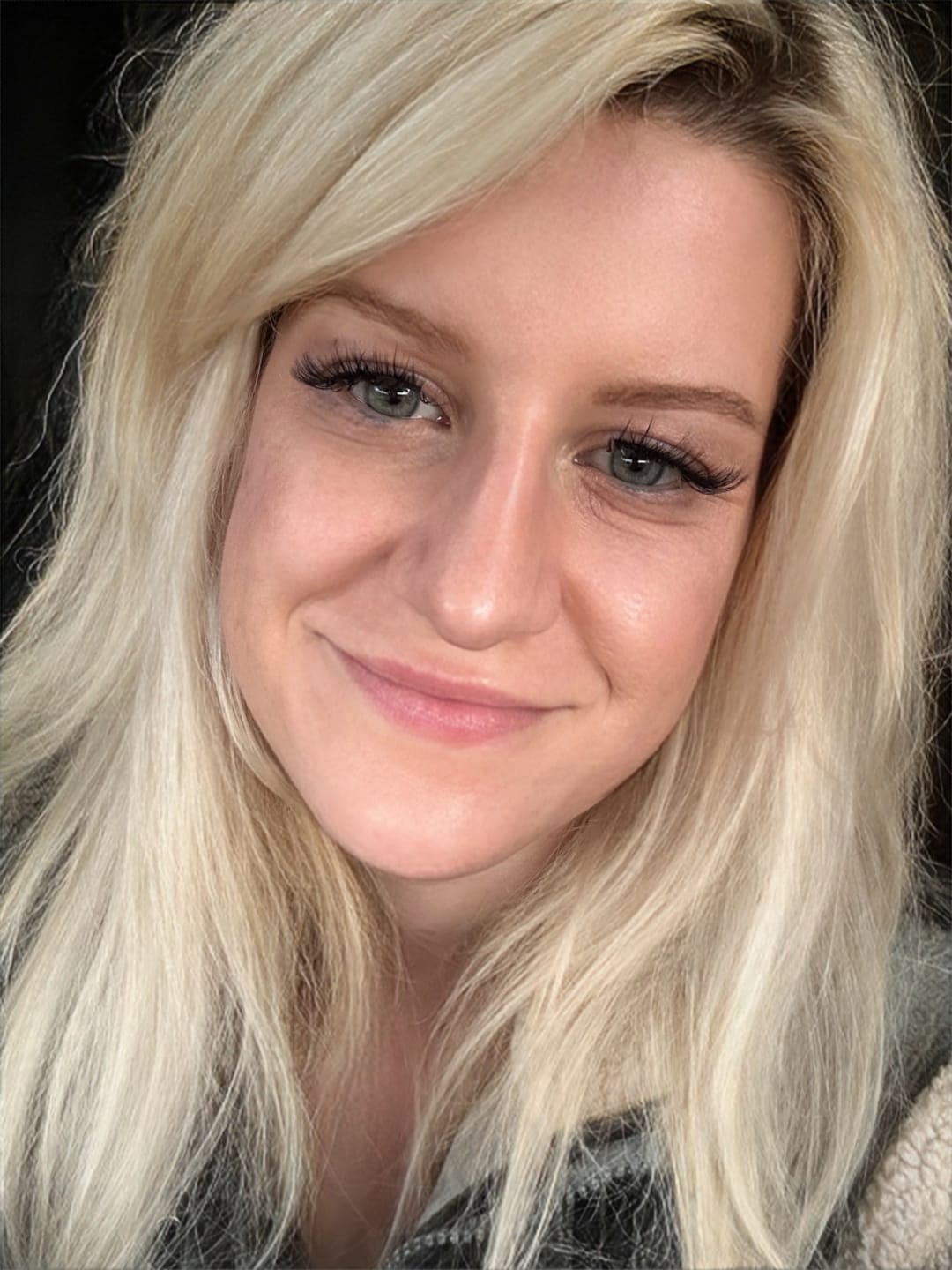 Customer photo review of SANTORINI - Clip On Lashes