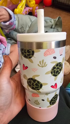 Customer photo review of Sea Turtles Spill Proof Kids CREWCUP 20oz