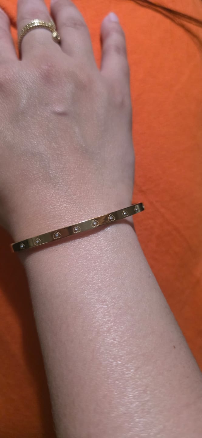 Customer photo review of Crystal Bangle Bracelet