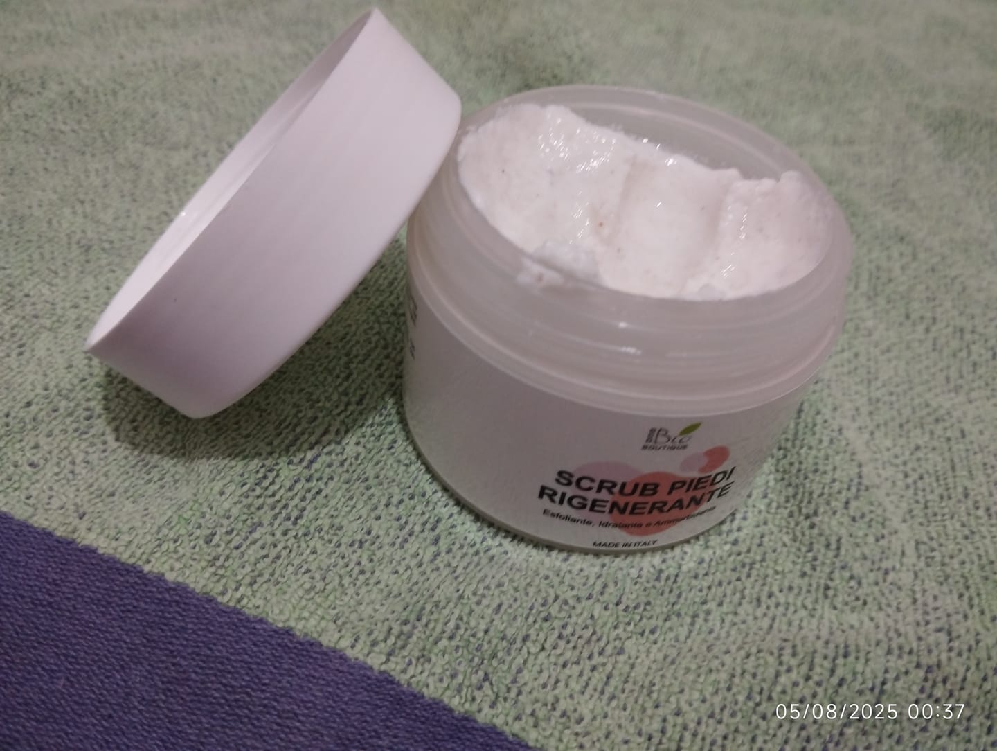 Customer photo review of Scrub Piedi Rigenerante