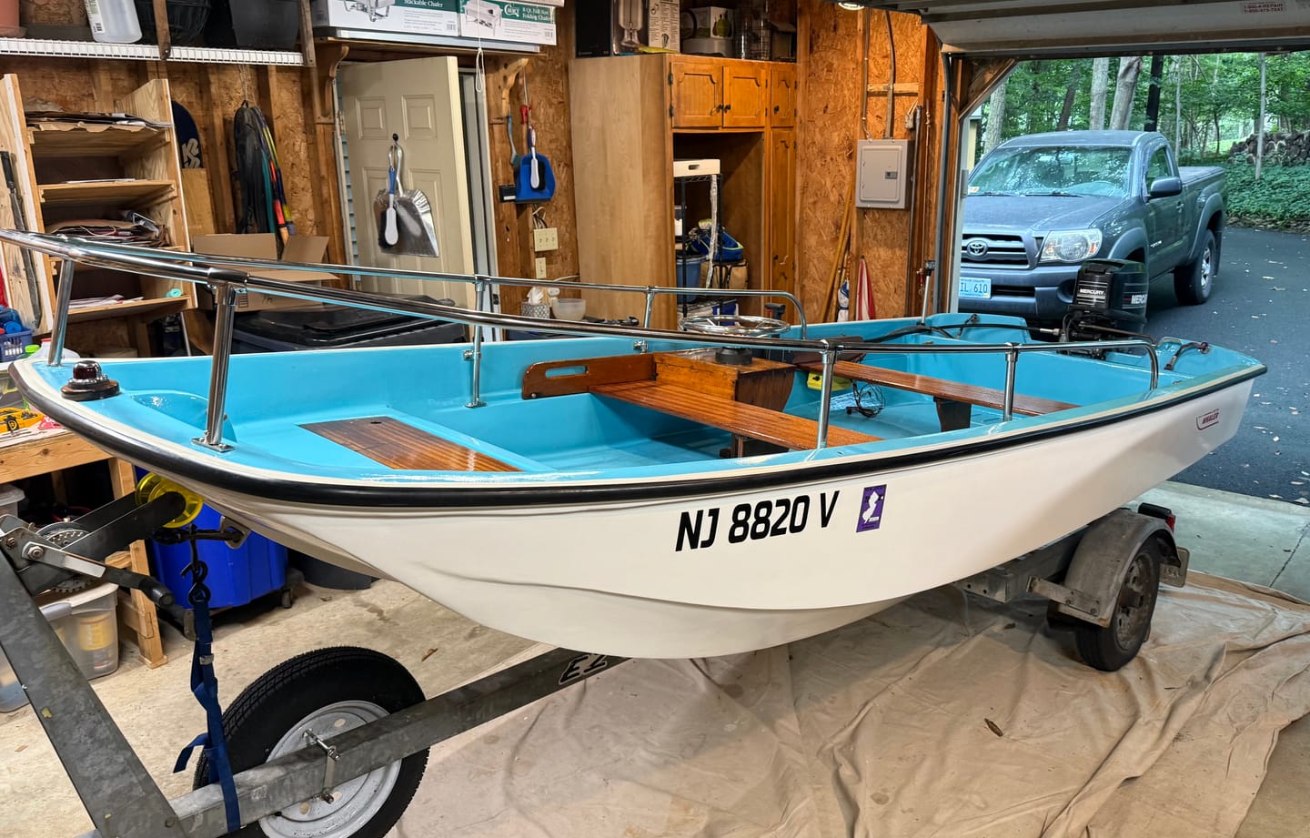 Customer photo review of Wrap Around Rail - Classic 13' Boston Whaler (OEM Style) For 1979-1999 Hulls