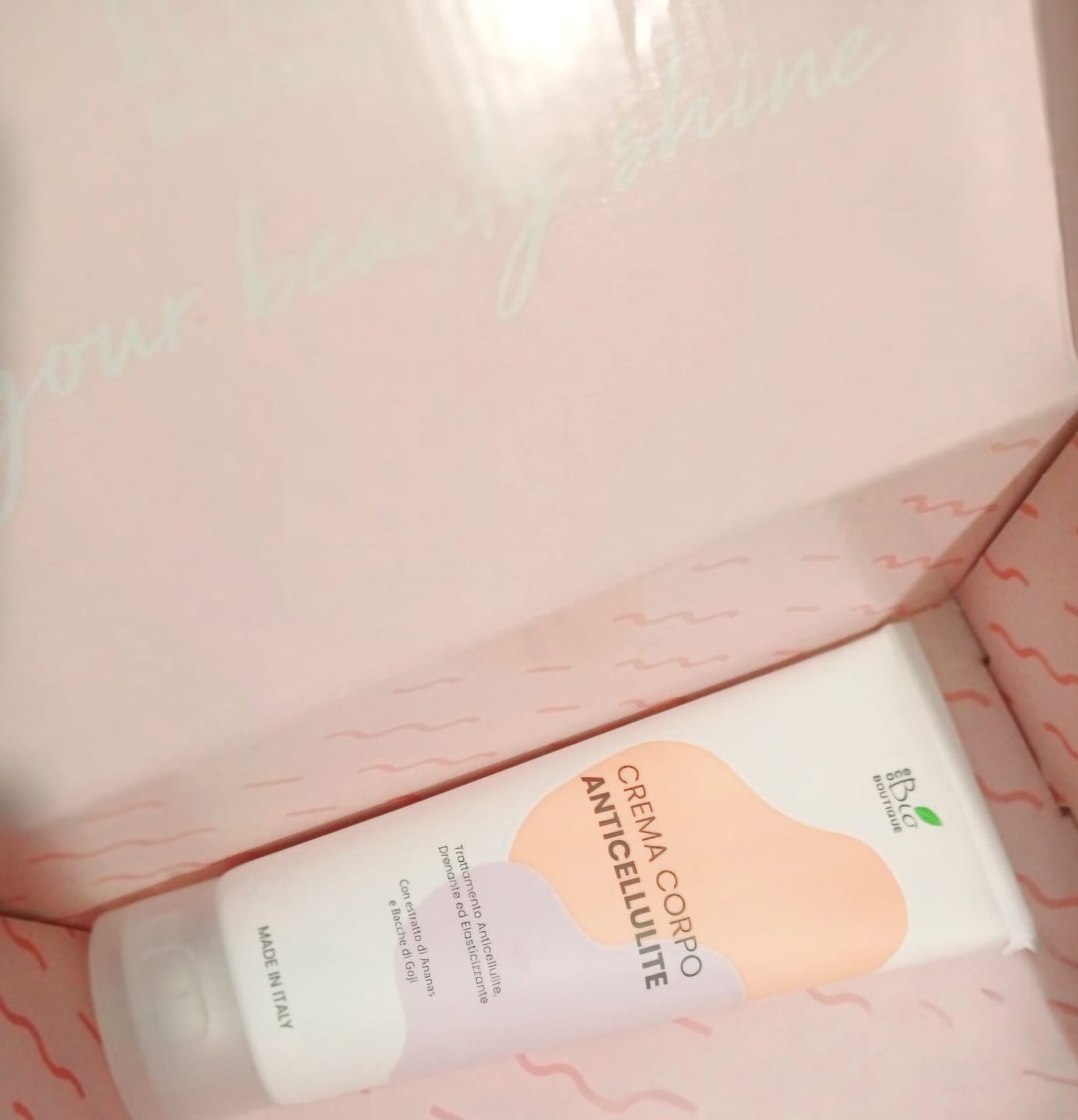 Customer photo review of Crema Corpo Anticellulite