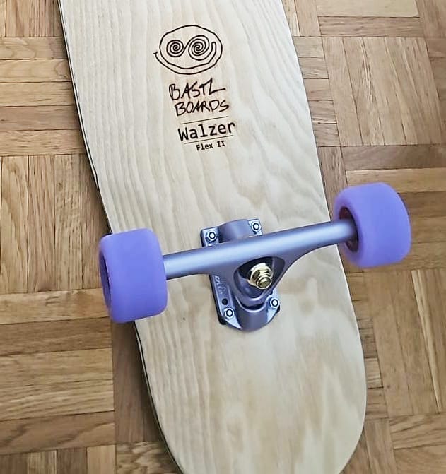 Customer photo review of Paris V3 Trucks 180 mm 50º