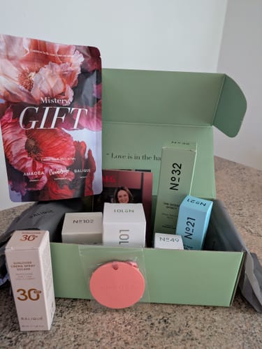 Customer photo review of N°21 - SUN HAIR CARE PARFUM ANTI-HUMIDITY - TRAVEL SIZE 50 ML