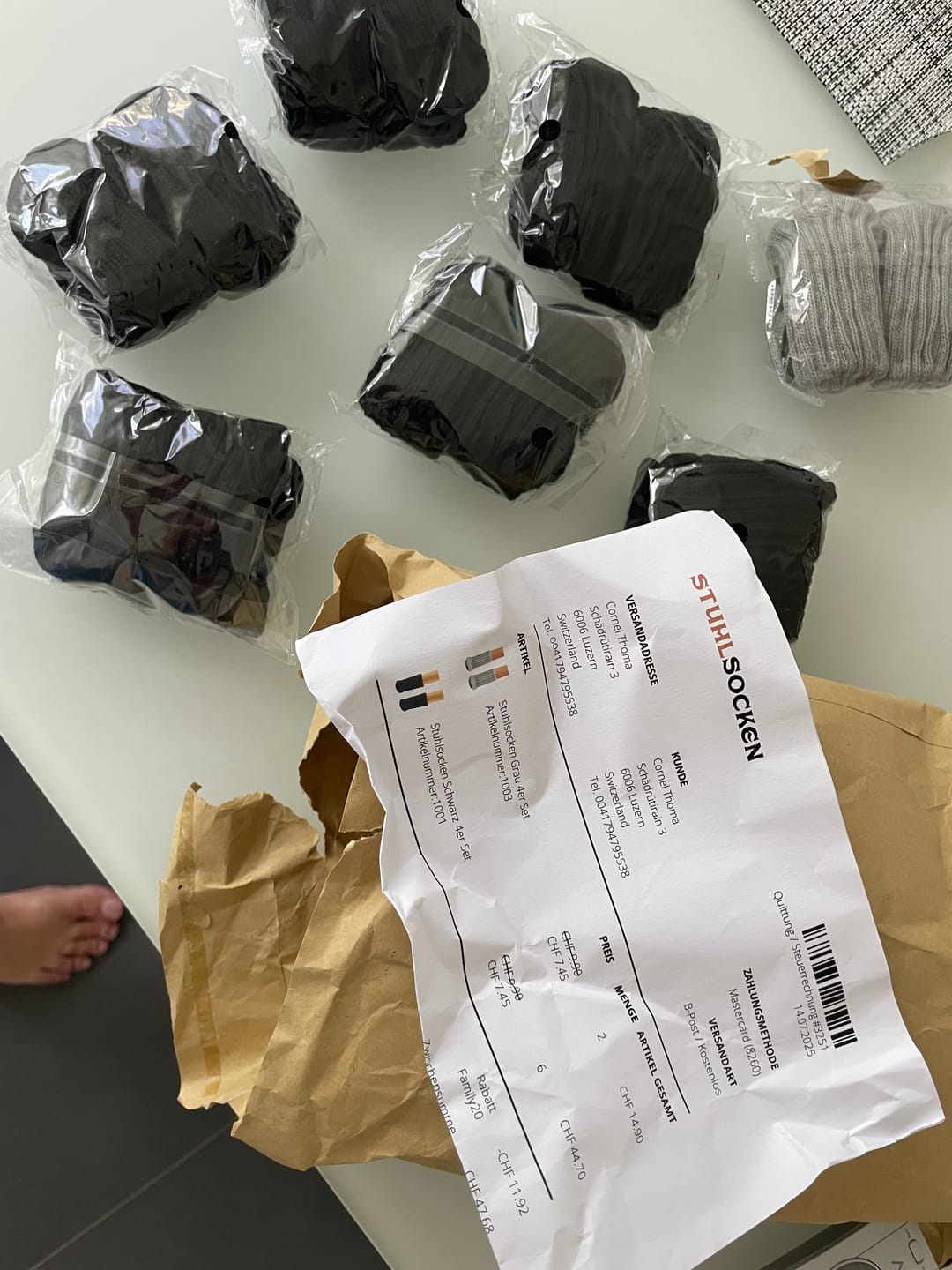 Customer photo review of Stuhlsocken Grau 4er Set