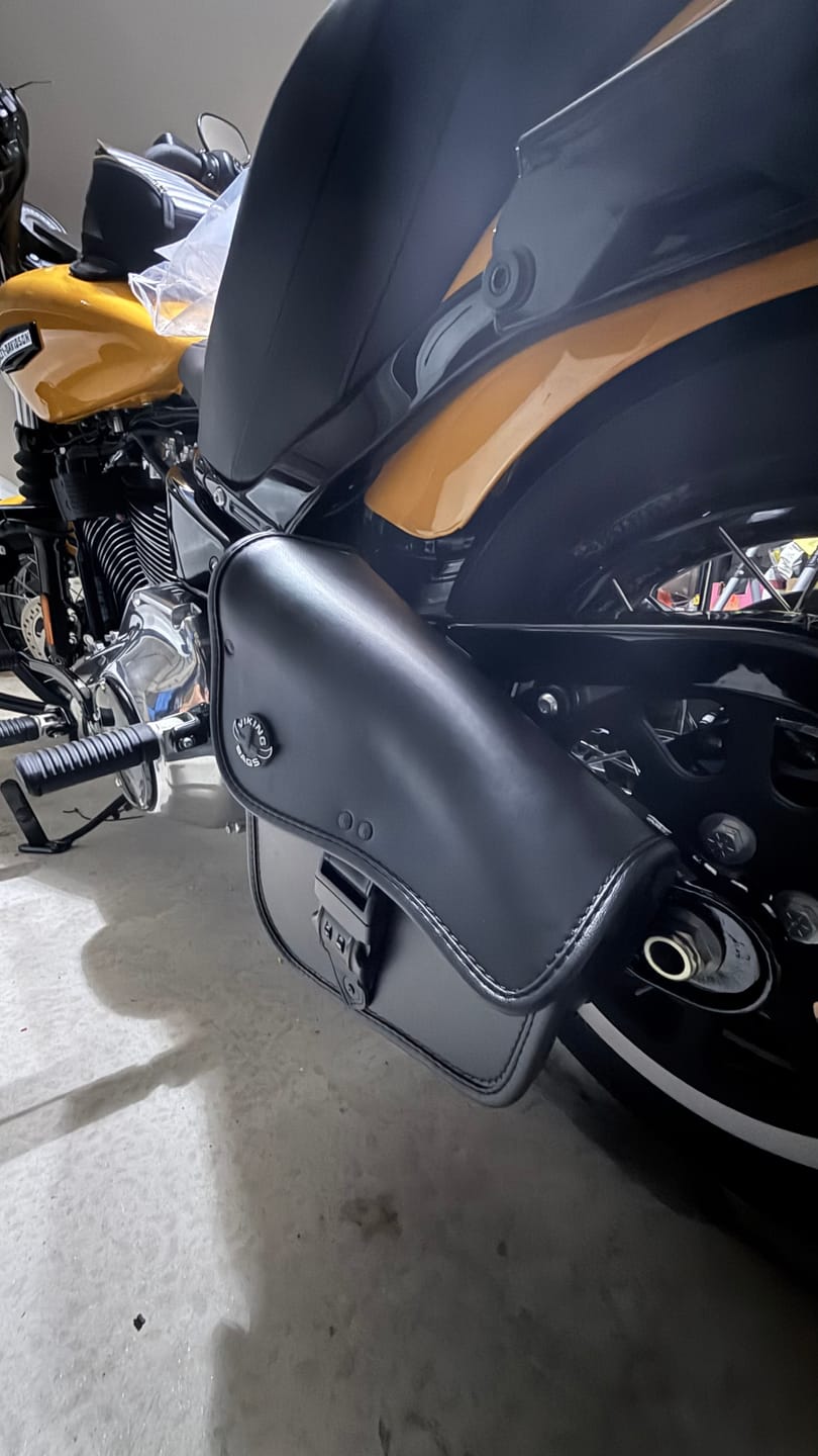 Customer photo review of 3L - Digilock Motorcycle Swingarm Bag for Harley Softail