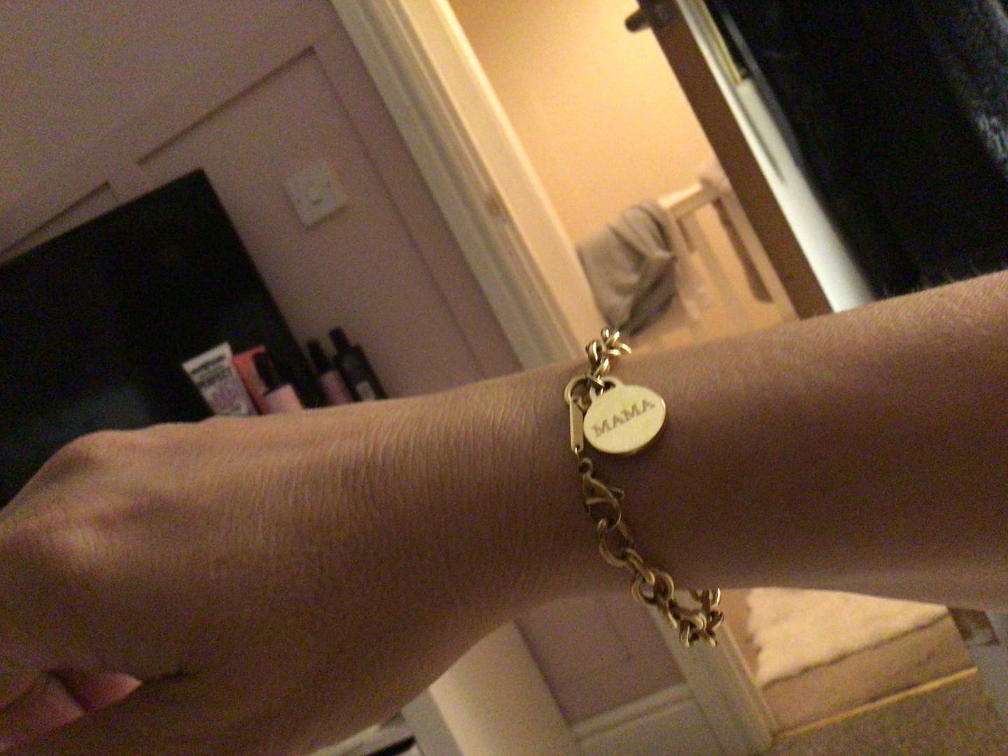 Customer photo review of Engravable Classic Chunky Disc Bracelet