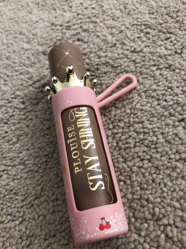 Customer photo review of P. Louise Stay Shining Crown Lip Oil