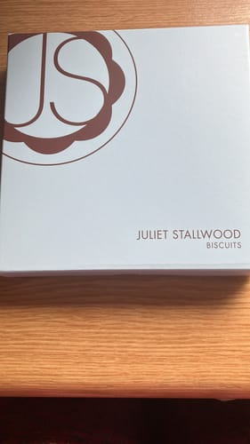 Customer photo review of Blossom Biscuit Box