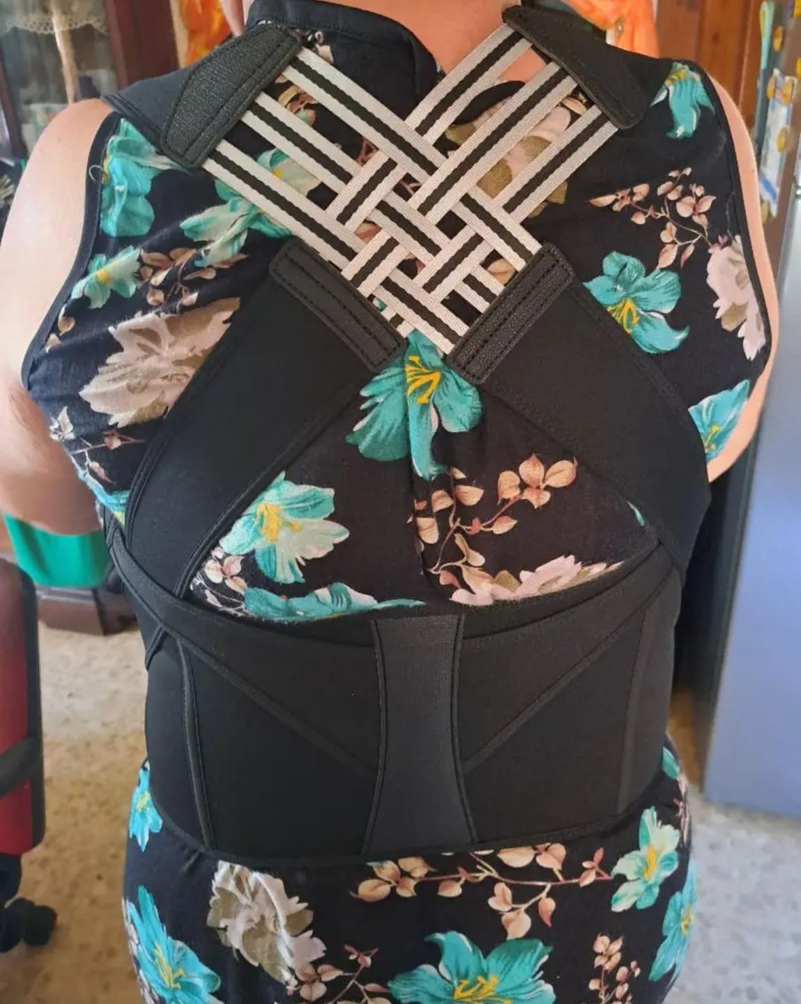 Customer photo review of Verstelbare Rugbrace - Rughouding Ondersteuner