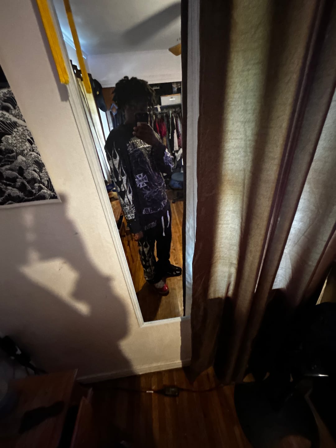 Customer photo review of Snake Long-Sleeve T-Shirt & Flare Sweatpants Full Set
