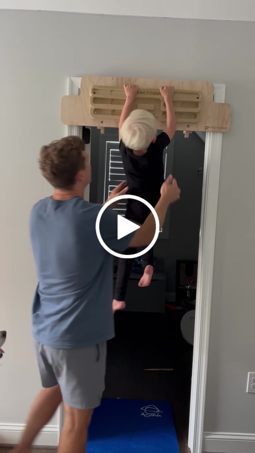 Customer video review of Hangboard Doorway Mount
